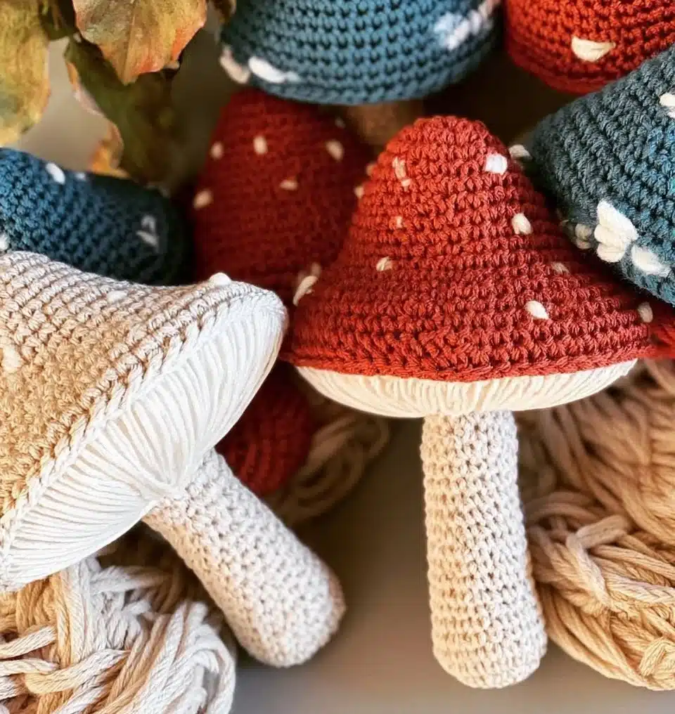 Colorful no sew mushroom craft project for home decor